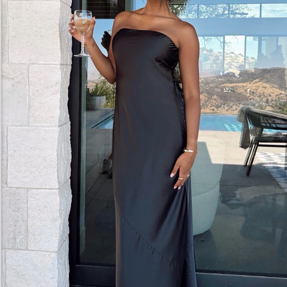 Show Me Your MuMu Black Strapless Gown Taylor Tube